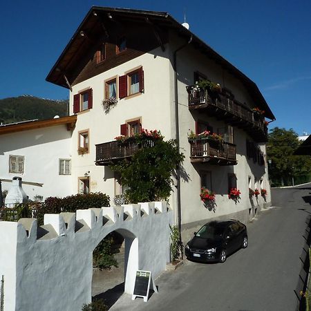 Garni Sonne Hotel Malles Venosta Bagian luar foto