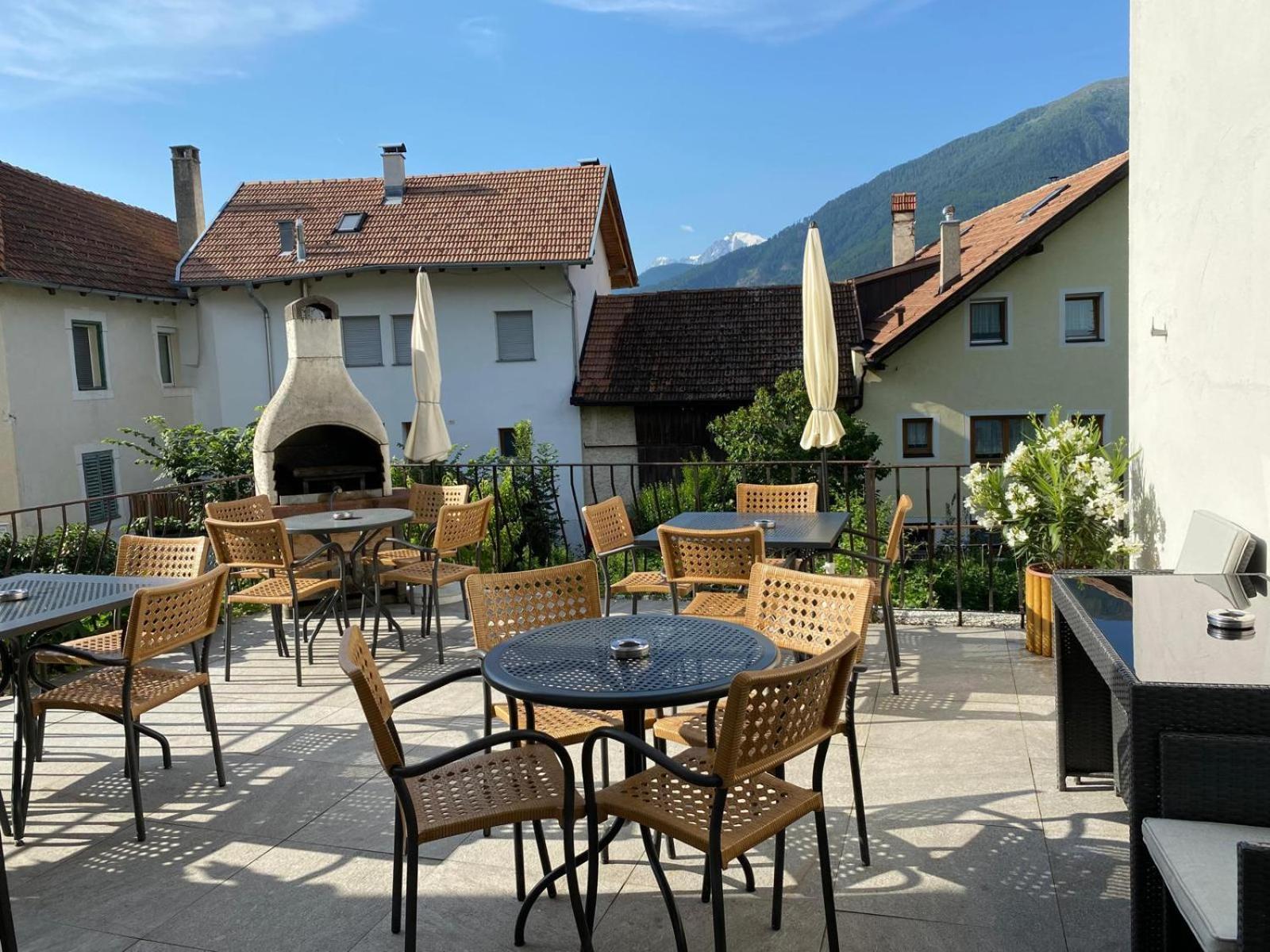 Garni Sonne Hotel Malles Venosta Bagian luar foto
